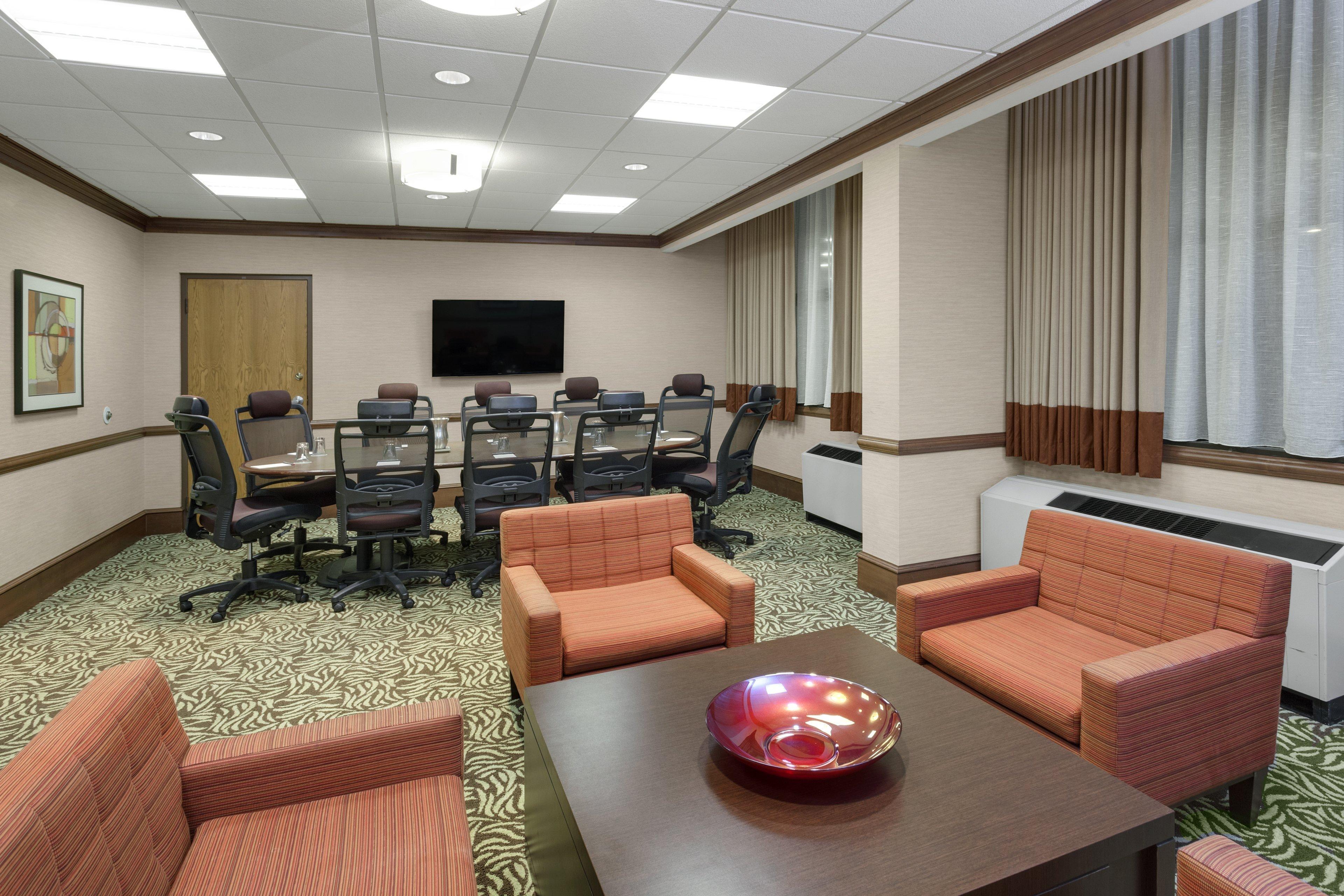 מלון Crowne Plaza Lansing By Ihg מראה חיצוני תמונה