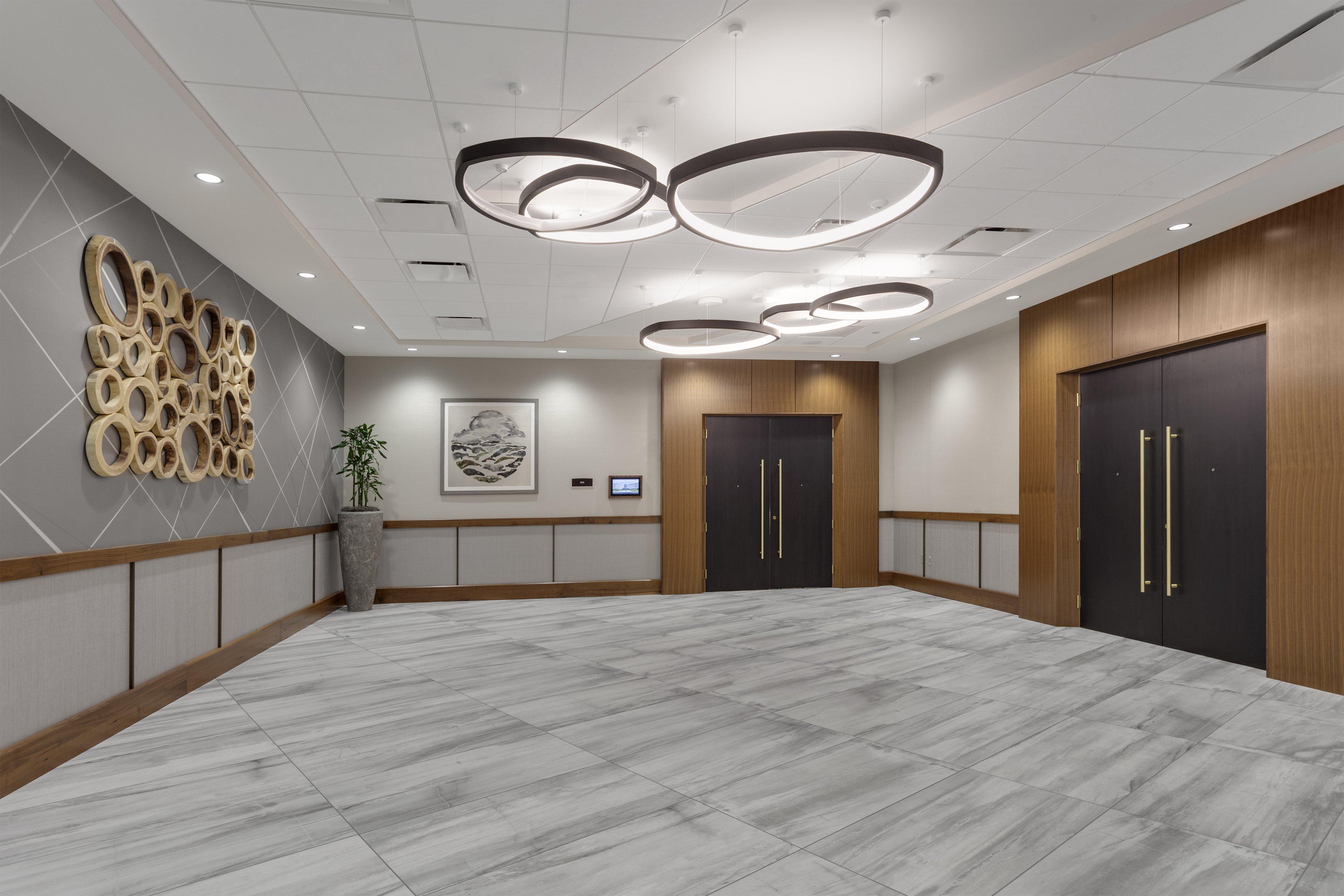 מלון Crowne Plaza Lansing By Ihg מראה חיצוני תמונה