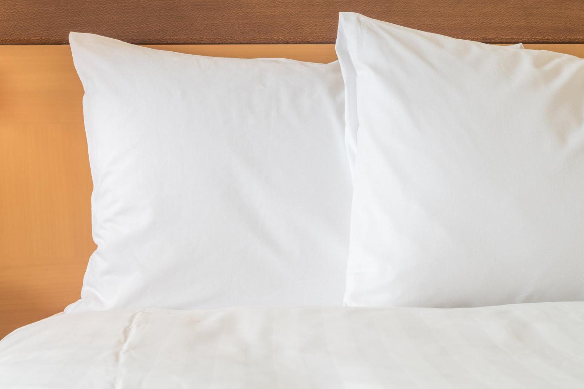 מלון Crowne Plaza Lansing By Ihg מראה חיצוני תמונה